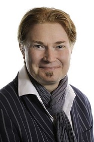 Papin näköinen mies: