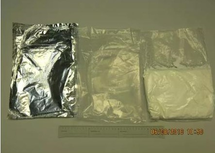 Poliisi takavarikoi TeknoJeesuksen pulvereita.jpg