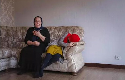 Groznyn mummeli Razet Sembajeva ja Amina.jpg