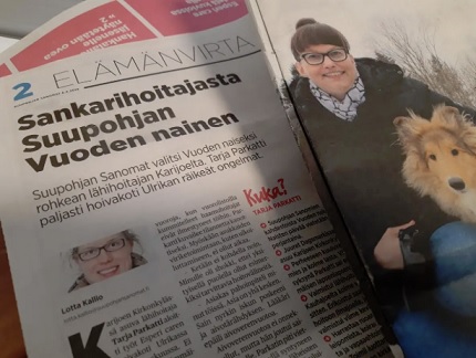 Tarja Parkatti on kotiseudullaan saanut paljon huomiota. Suupohjan Sanomat valitsi hänet vuoden naiseksi maaliskuussa. Kuva Elina Kaakinen / Yle