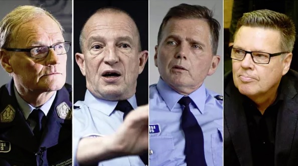 Eläkkeellä oleva poliisiylijohtaja Mikko Paatero, Helsingin poliisilaitoksen eläkkeellä oleva poliisikomentaja Jukka Riikonen, Helsingin poliisilaitoksen poliisipäällikkö Lasse Aapio ja Helsingin huumepoliisin entinen päällikkö Jari Aarnio. (KUVA: RIO GANDARA / HS, JUHANI NIIRANEN / HS, ESA SYVÄKURU / HS, MIKKO STIG / LEHTIKUVA)