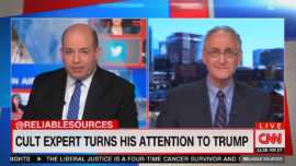 CNN ja reliable sources - Trump on kultin johtaja, joka hallitsee kannattajien ajatuksia.png