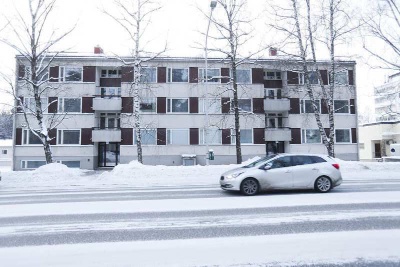Palossa kärsinyt murhatalo sijitsee Valkeakosken Lempääläntiellä.jpg