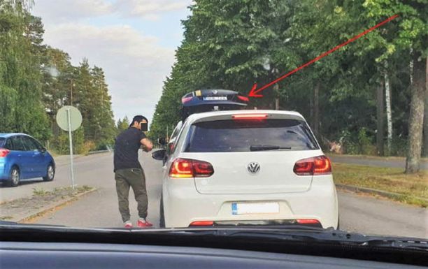 Otetaanpa kuva talteen seuraavan viiltokeikan varalta.